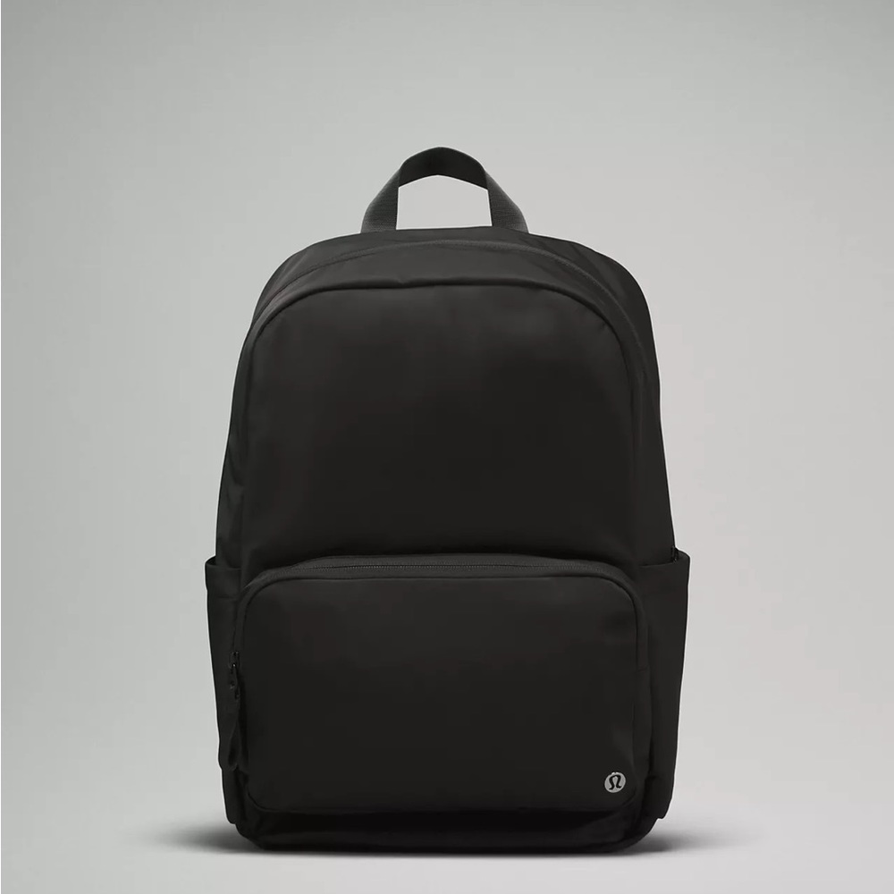 NWT Everywhere Backpack 22L
